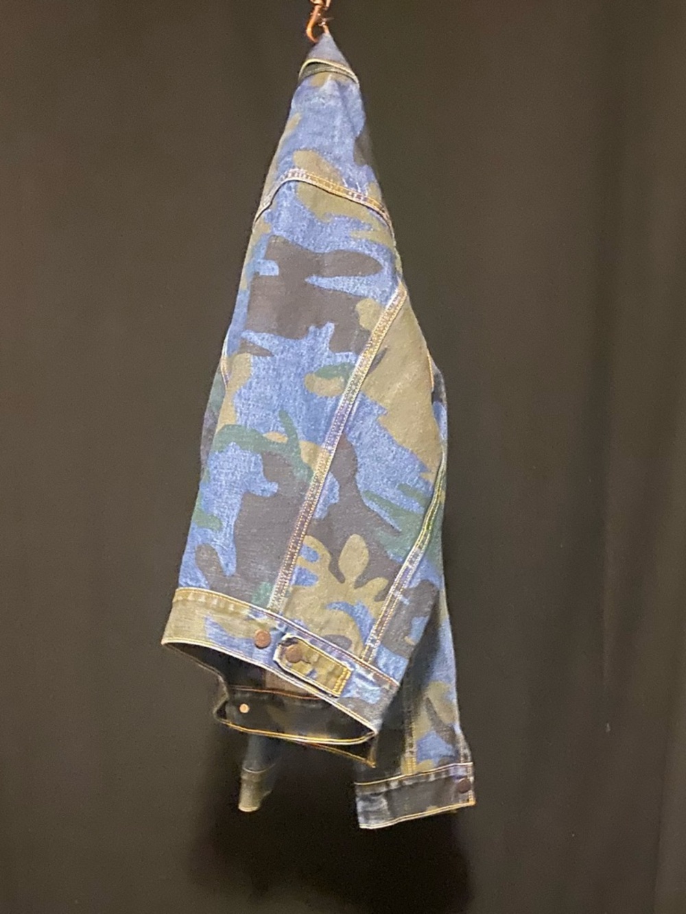 Levi's Blue and Green Camo Denim Jacket  Special Edition Only worn once - Picture 11 of 13